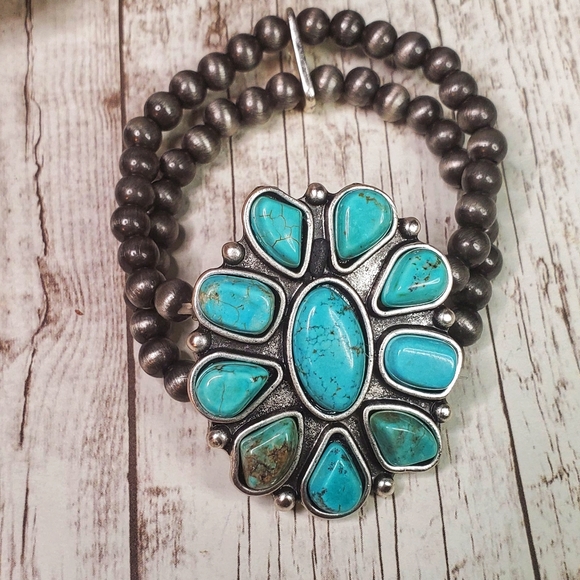 Large Squash blossom flower concho bracelet - Picture 1 of 3